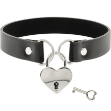 COQUETTE CHIC DESIRE - VEGAN LEATHER NECKLACE WITH HEART