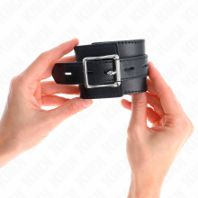 KINK - WRIST RESTRAINTS BLACK WITH BLACK BELT ADJUSTABLE 17-28