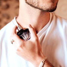 EYE OF LOVE - PHÉROMONES DE PARFUM LGBTQ MATCHMAKER BLACK